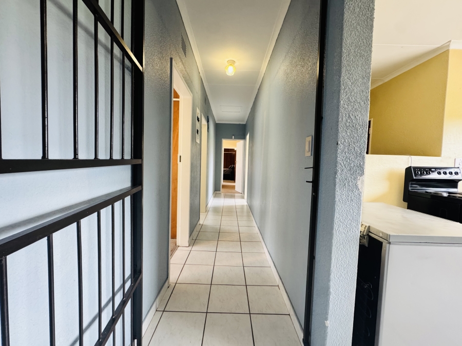 4 Bedroom Property for Sale in La Hoff North West